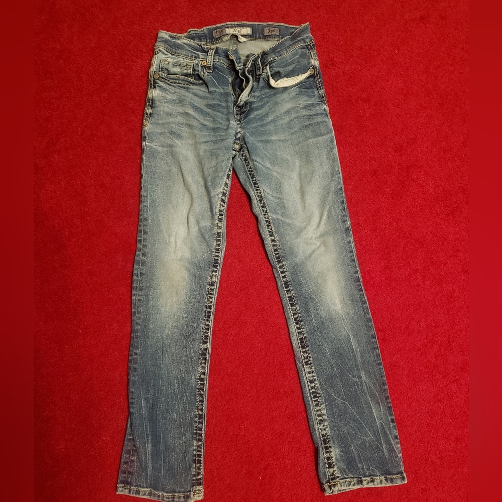 Buckle Jeans